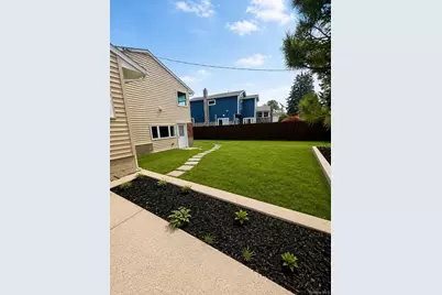 5 Warren Place, Plainview, NY 11803 - Photo 21