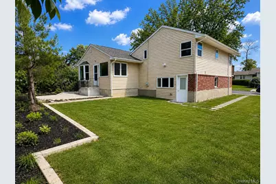 5 Warren Place, Plainview, NY 11803 - Photo 17