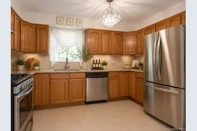 2451 Wilson Avenue, Bronx, NY 10469 - Photo 7