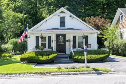 33 North Avenue, Pleasant Valley, NY 12569 - Photo 1