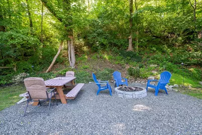 33 North Avenue, Pleasant Valley, NY 12569 - Photo 27