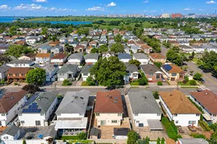 162-15 88th St, Howard Beach, NY 11414 - Photo 35