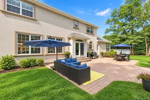 5 Sky View Ct, Hauppauge, NY 11788 - Photo 13