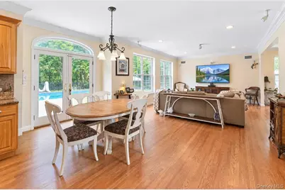 5 Sky View Court, Hauppauge, NY 11788 - Photo 25