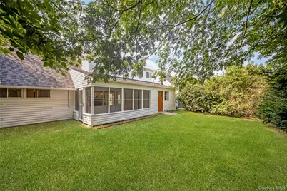 85 Twin Lane N, Wantagh, NY 11793 - Photo 17