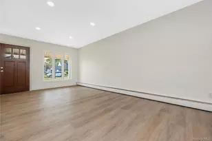 85 Twin Ln N, Wantagh, NY 11793 - Photo 3