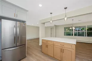 85 Twin Ln N, Wantagh, NY 11793 - Photo 5