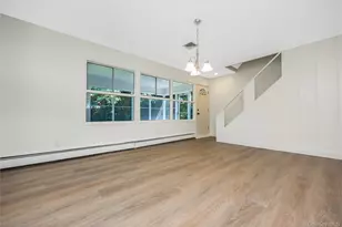 85 Twin Ln N, Wantagh, NY 11793 - Photo 9
