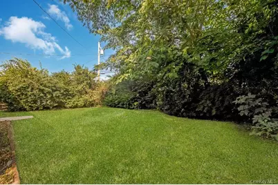 85 Twin Lane N, Wantagh, NY 11793 - Photo 19
