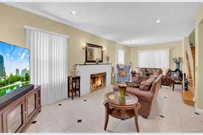 9 Christabel Street, Lynbrook, NY 11563 - Photo 9