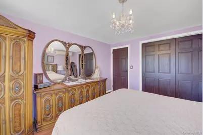9 Christabel Street, Lynbrook, NY 11563 - Photo 25