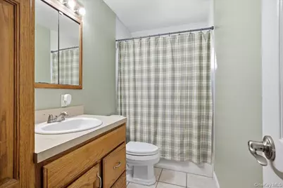 2 6th Avenue, Farmingdale, NY 11735 - Photo 15