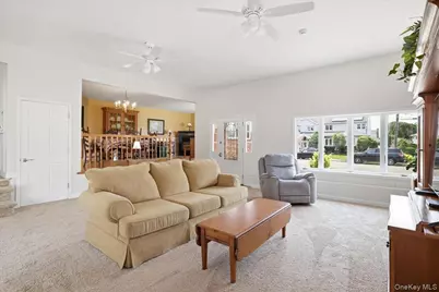 2 6th Avenue, Farmingdale, NY 11735 - Photo 5