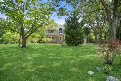 271 Wilson Boulevard, Islip, NY 11751 - Photo 31
