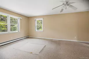 271 Wilson Blvd, Islip, NY 11751 - Photo 15