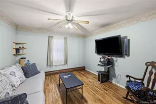 28 Book Ln, Levittown, NY 11756 - Photo 5
