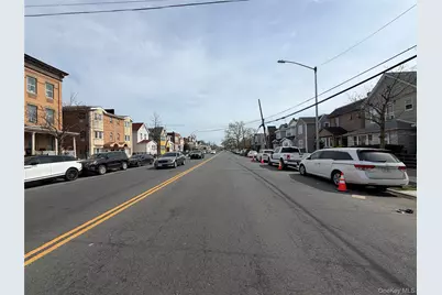 9508 111th Street, Richmond Hill, NY 11419 - Photo 3