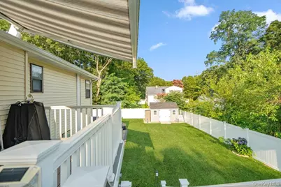 107 Avenue A, Holbrook, NY 11741 - Photo 31