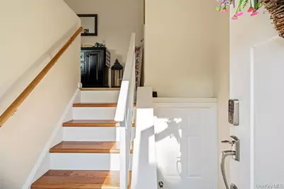 107 Avenue A, Holbrook, NY 11741 - Photo 3