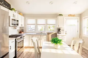 27 Wood Ave, Patchogue, NY 11772 - Photo 5