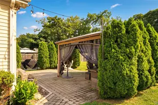 27 Wood Ave, Patchogue, NY 11772 - Photo 21