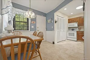 90 Knolls Dr, Stony Brook, NY 11790 - Photo 5