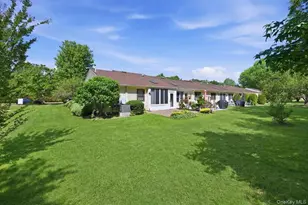 90 Knolls Dr, Stony Brook, NY 11790 - Photo 21