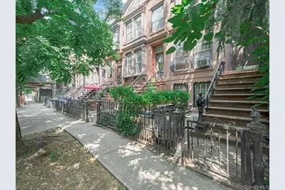 809A Greene Avenue #HSE, Brooklyn, NY 11221 - Photo 3