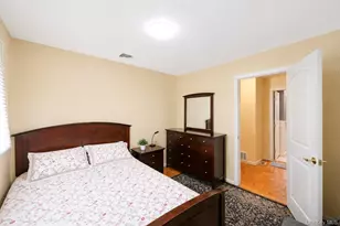 7 Primrose Ave, Hicksville, NY 11801 - Photo 27