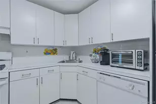 25 Franklin Ave, White Plains, NY 10601 - Photo 11