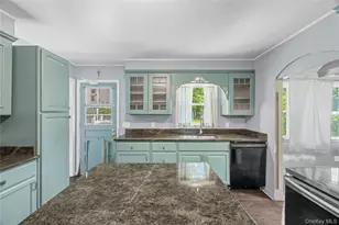 12 Lafko Dr, Poughkeepsie, NY 12603 - Photo 21