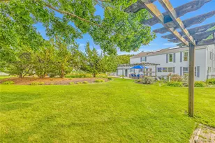 8 High Meadow Ln, Jamesport, NY 11947 - Photo 33