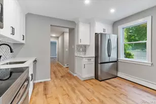 685 Horseblock Road, Brookhaven, NY 11719 - Photo 5