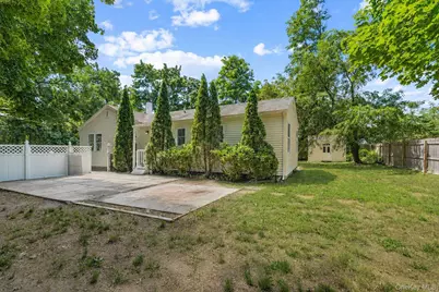 685 Horseblock Road, Brookhaven, NY 11719 - Photo 29