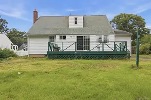 15 Apple Ln, Commack, NY 11725 - Photo 19