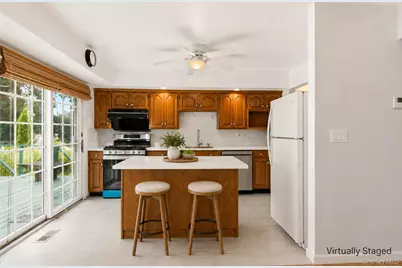 15 Apple Lane, Commack, NY 11725 - Photo 9