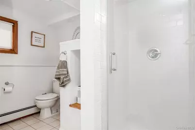 10 Larkin Street, Farmingdale, NY 11735 - Photo 23