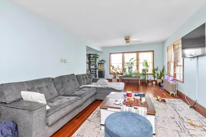 343 Roslyn Avenue, Carle Place, NY 11514 - Photo 7