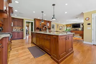 5 Kenwood Ln, Saint James, NY 11780 - Photo 17