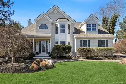 5 Kenwood Lane, Saint James, NY 11780 - Photo 1