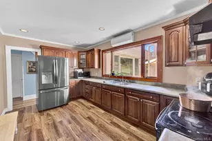 64 E Roe Blvd, Patchogue, NY 11788 - Photo 11