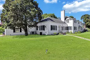 64 E Roe Blvd, Patchogue, NY 11788 - Photo 27