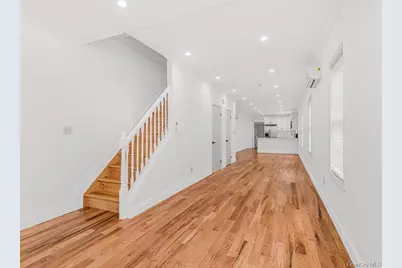 560 Linden Boulevard, Brooklyn, NY 11203 - Photo 3