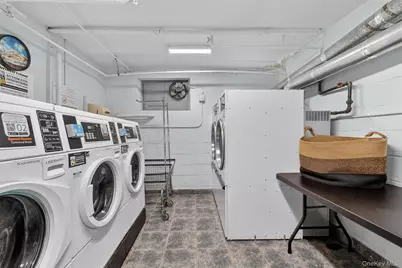 150 Glenwood Avenue #F5, Yonkers, NY 10703 - Photo 17