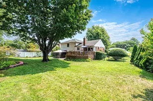 6 Keswick Dr, East Islip, NY 11730 - Photo 29