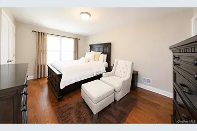 15 Wiltshire Ln, New York, NY 10309 - Photo 23