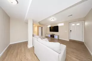 15 Wiltshire Ln, New York, NY 10309 - Photo 15