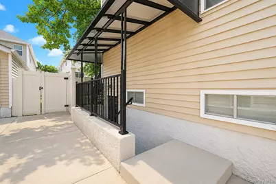 23 Wiltshire Ln, New York, NY 10309 - Photo 31