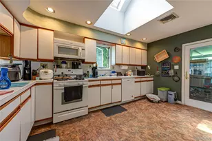2780 Cedar Ave, Ronkonkoma, NY 11779 - Photo 9