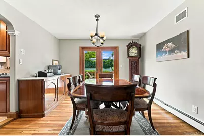 7 Herkimer Avenue, Jericho, NY 11753 - Photo 11